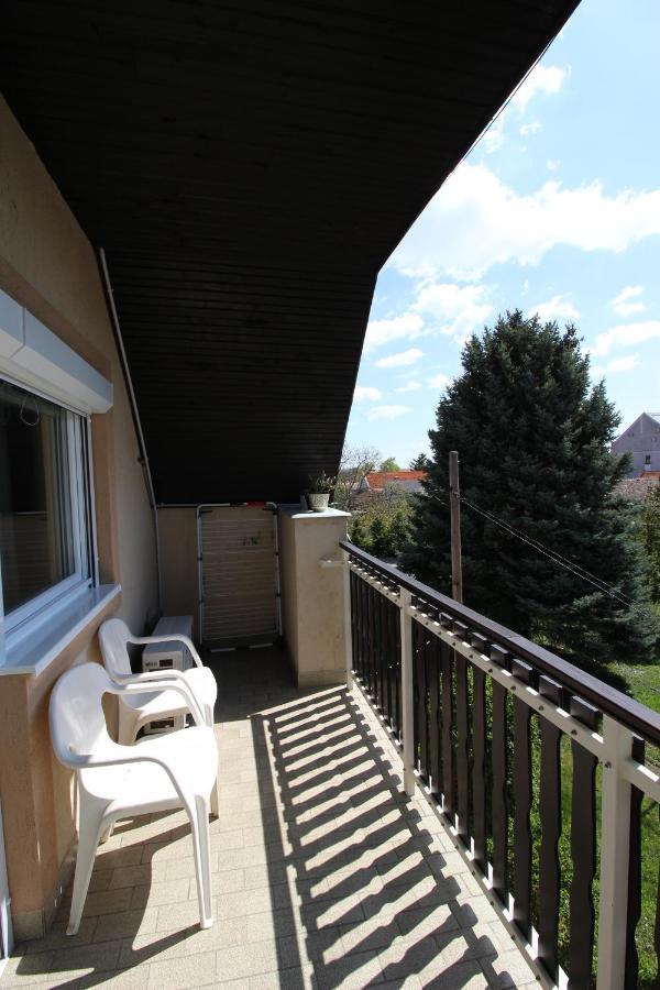 Magdalena Apartmanhaz Keszthely Exterior photo
